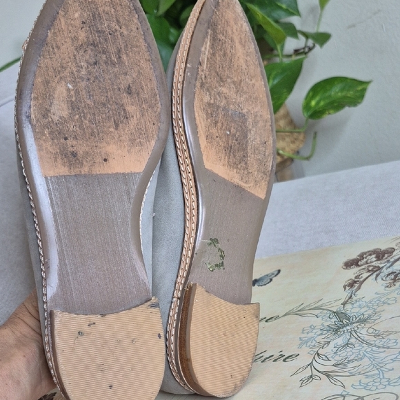 Silence + Noise Light Gray Suede Oxfords - Picture 4 of 9